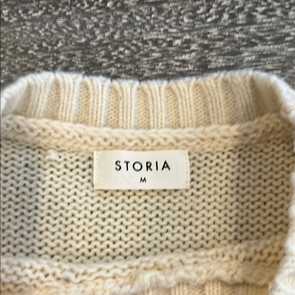 Storia Cream Medium Crew Neck Sweater with Eyelet Sleeves - Picture 6 of 8